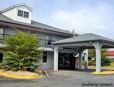 Super 8 Newnan Hotel Ngoại thất bức ảnh