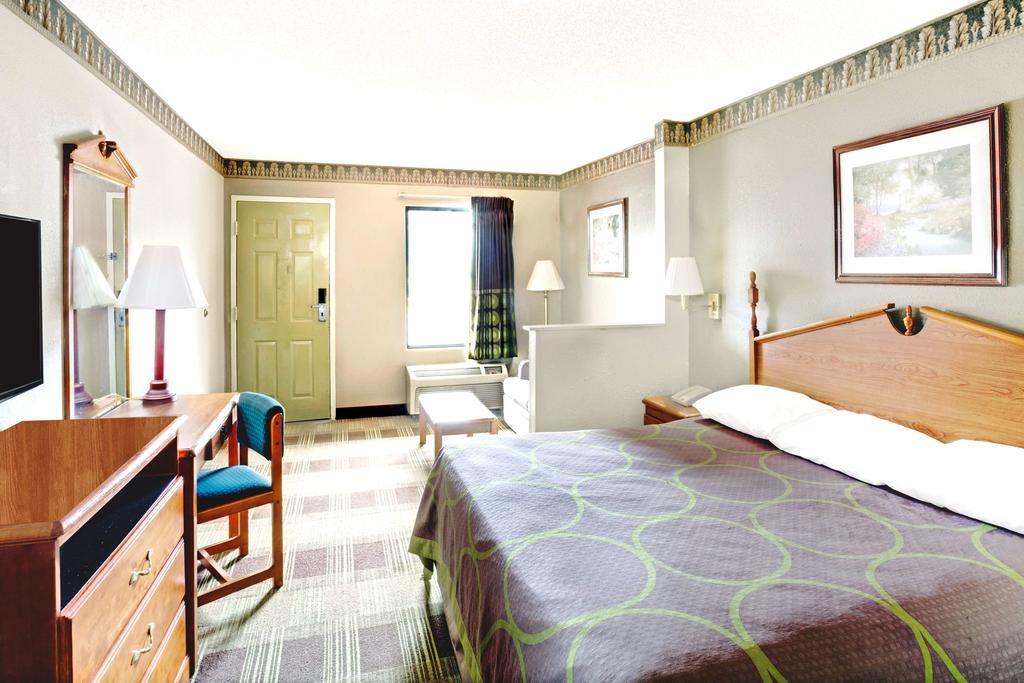 Super 8 Newnan Hotel Ngoại thất bức ảnh