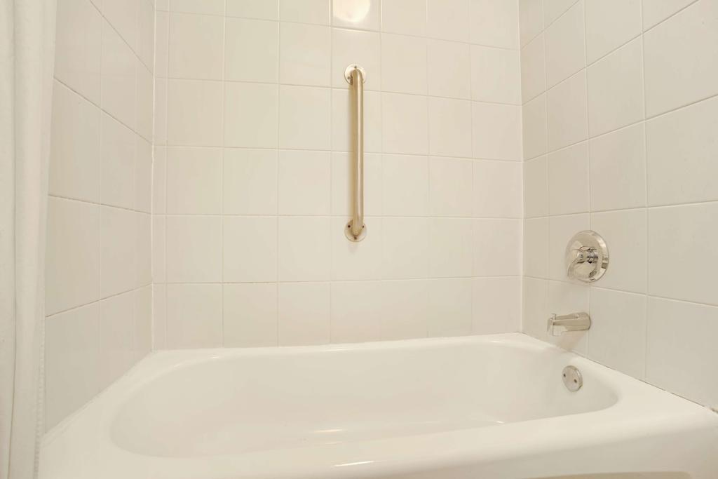 Super 8 Newnan Hotel Ngoại thất bức ảnh
